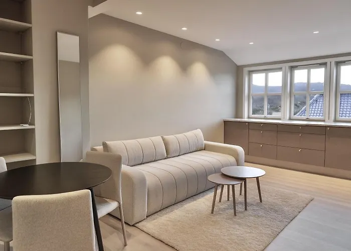 Toppleilighet Pa Sandviken Med Balkong